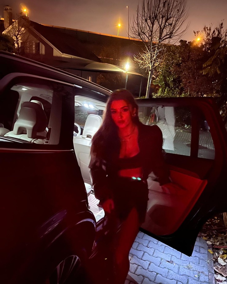 Hande Erçel Hande Erçel