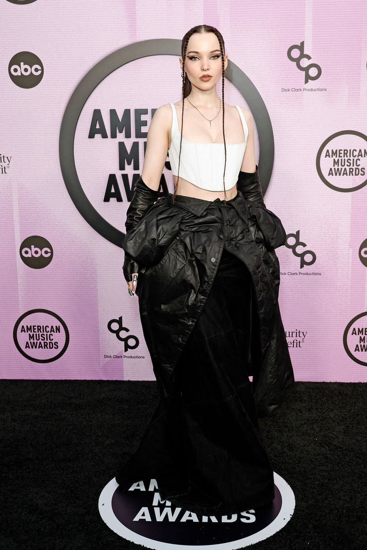 Dove Cameron
