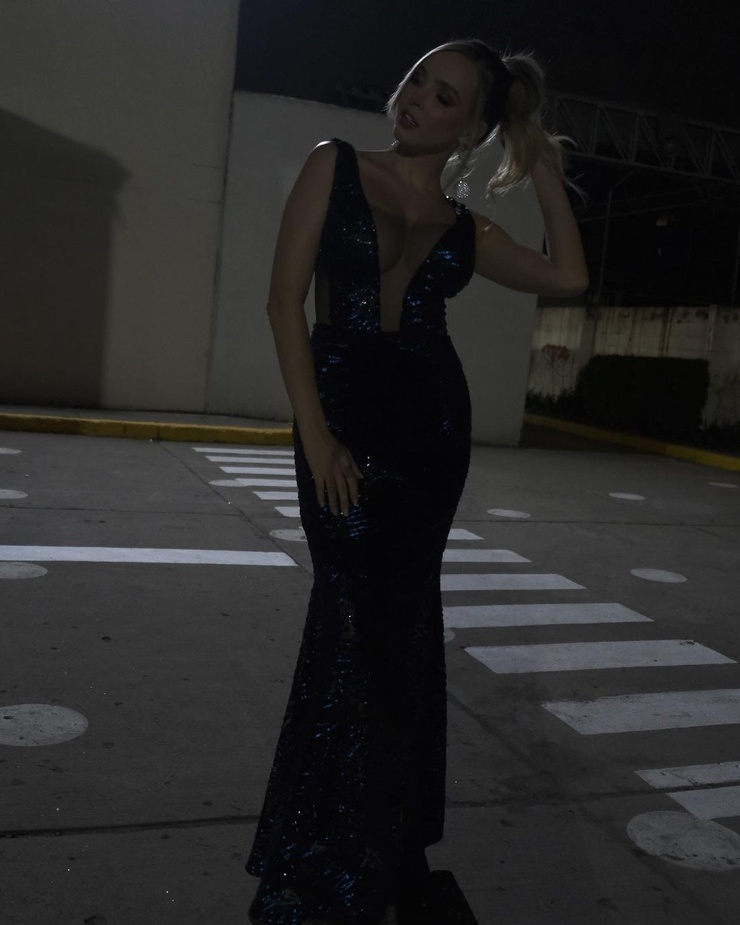 Elizabeth Loaiza Elizabeth Loaiza