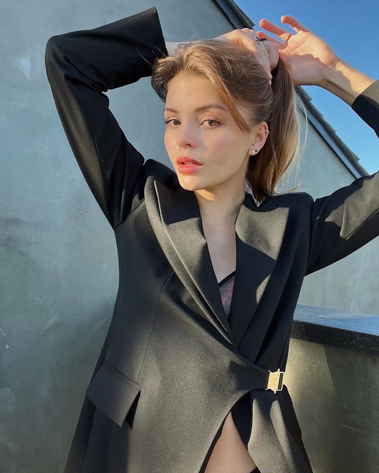 Picture of Dasha Komarova