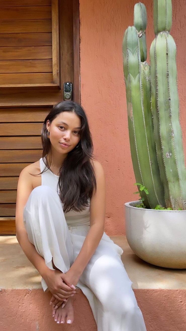 Fiona Barron Fiona Barron