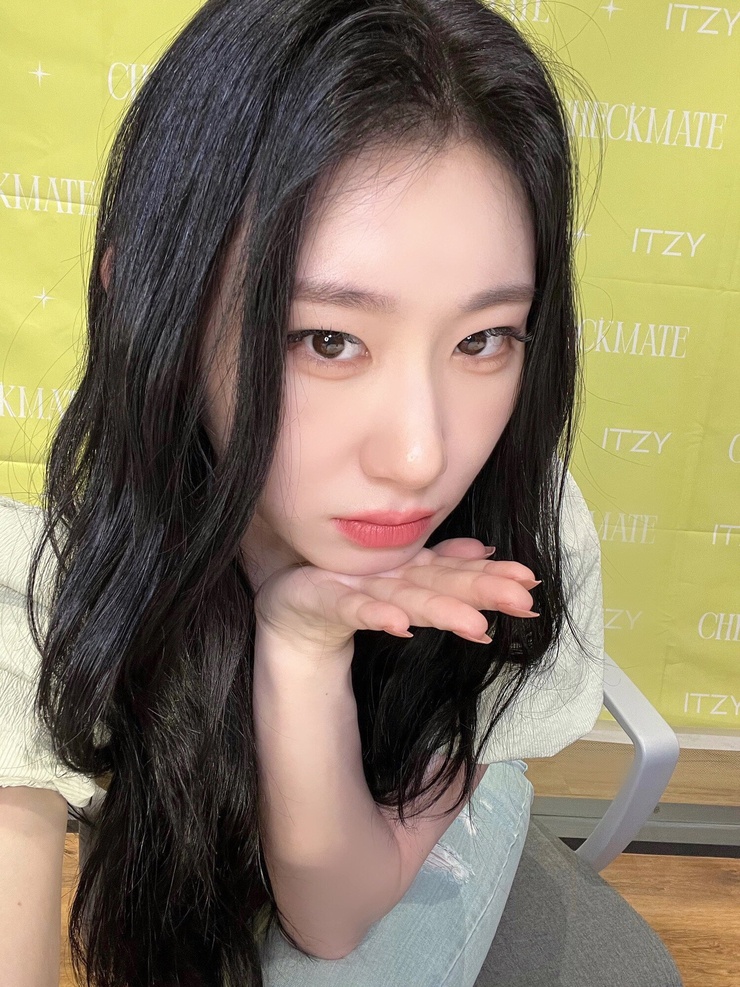 Lee Chaeryeong Lee Chaeryeong
