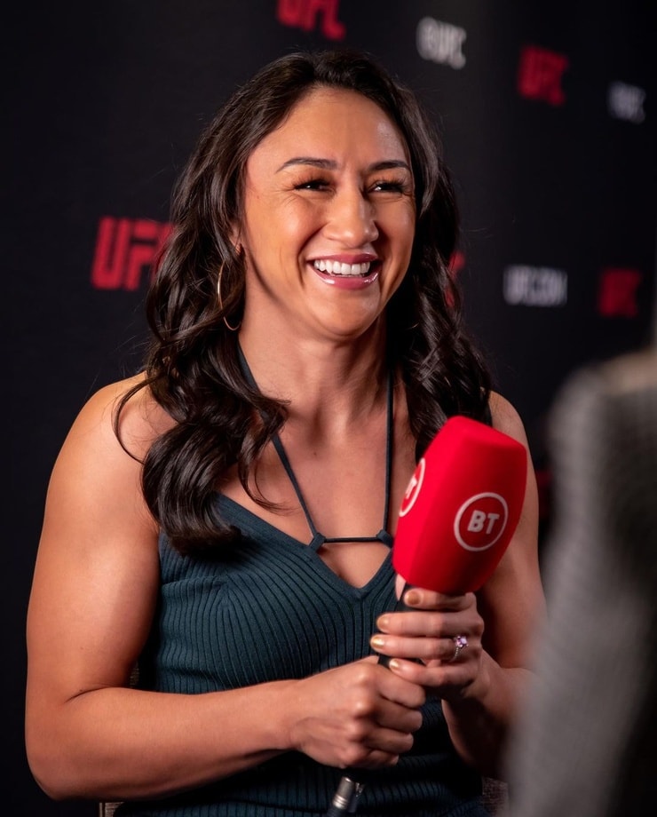 Carla Esparza