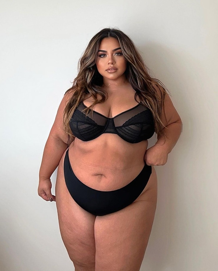 Diana Sirokai Diana Sirokai