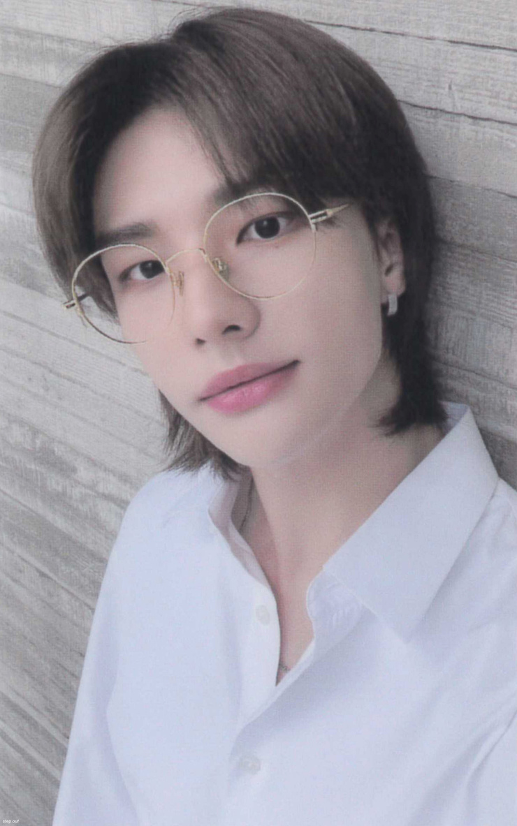 Hyun-Jin Hwang