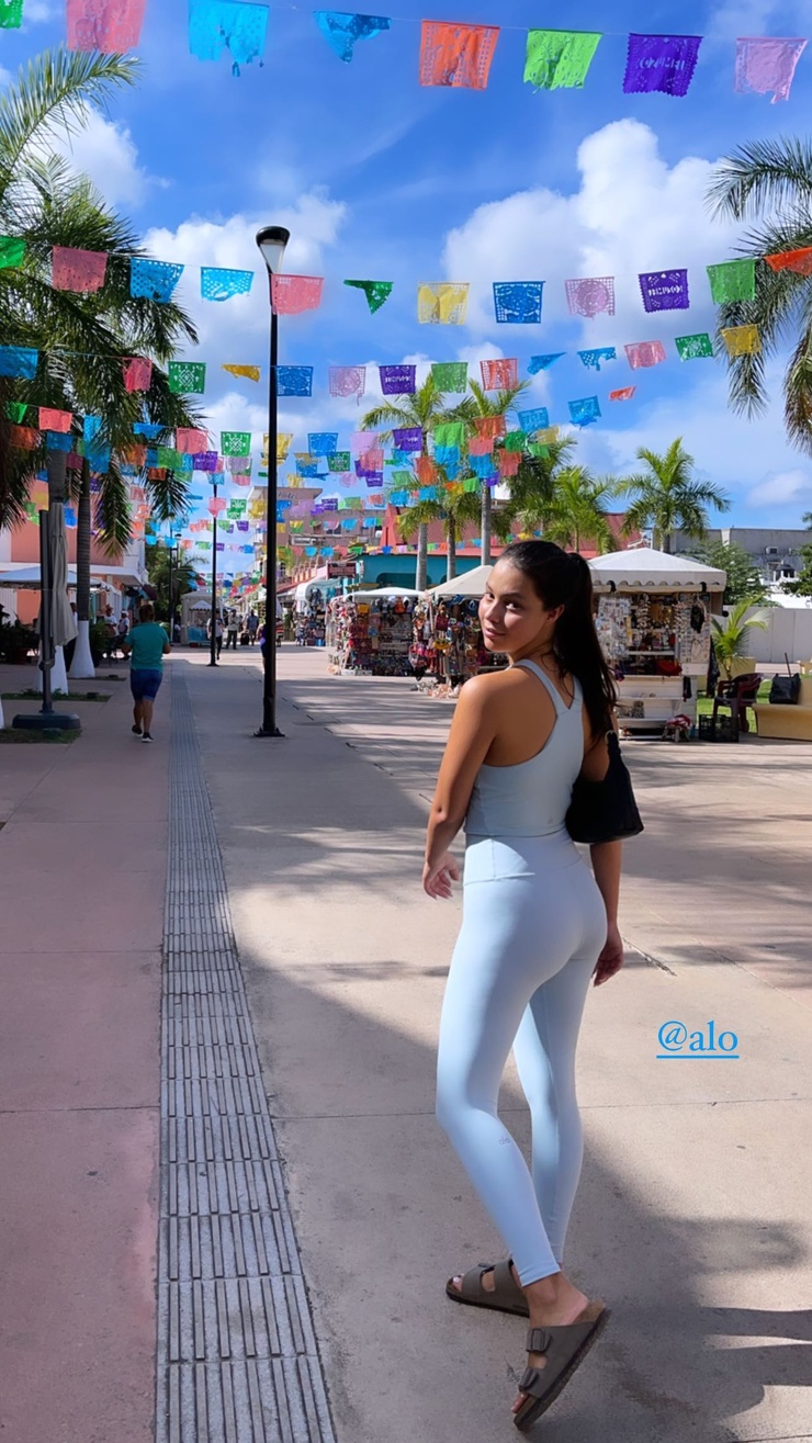 Fiona Barron Fiona Barron