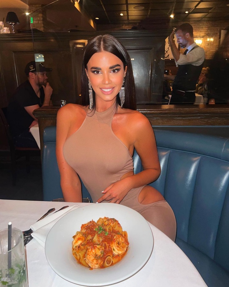 Ivana Knöll Ivana Knöll