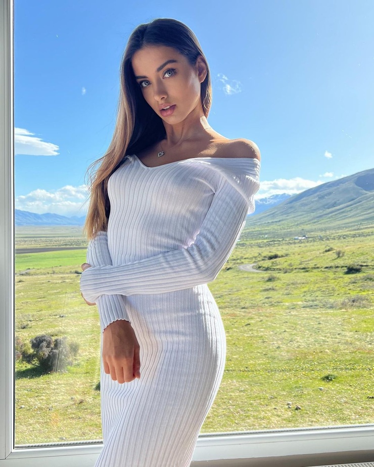 Liza Kovalenkoo Liza Kovalenkoo