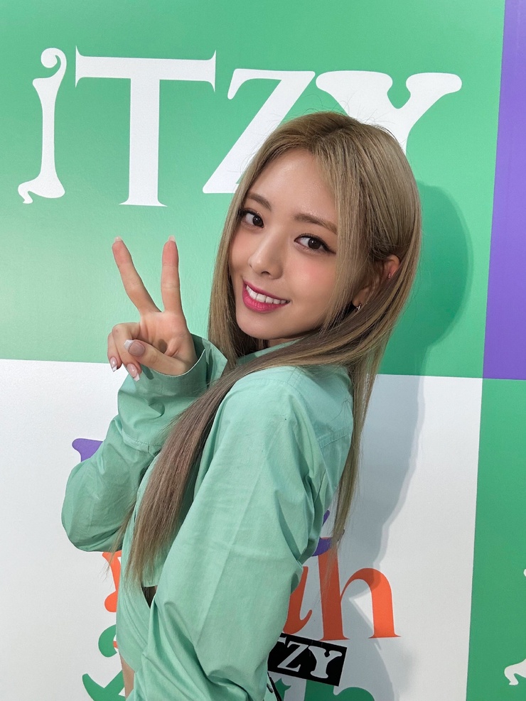 Shin Yuna