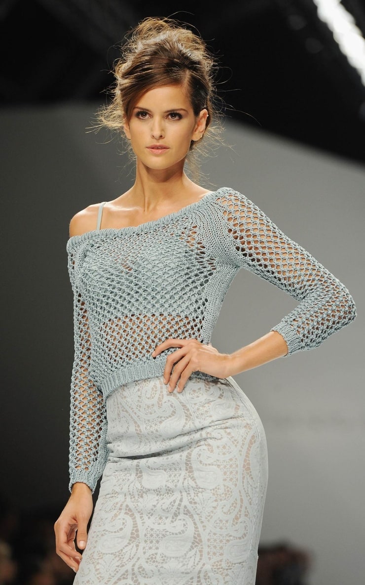 Izabel Goulart Izabel Goulart