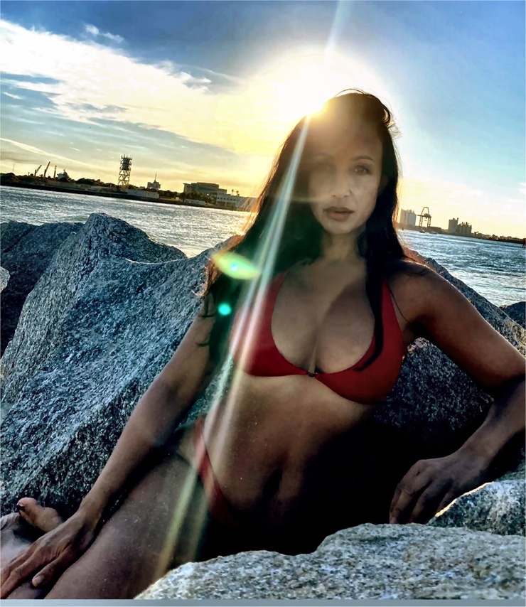 Nina Radcliff