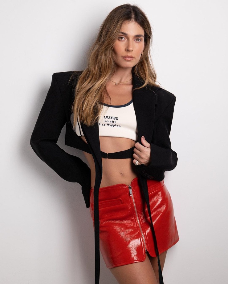 Coral Simanovich