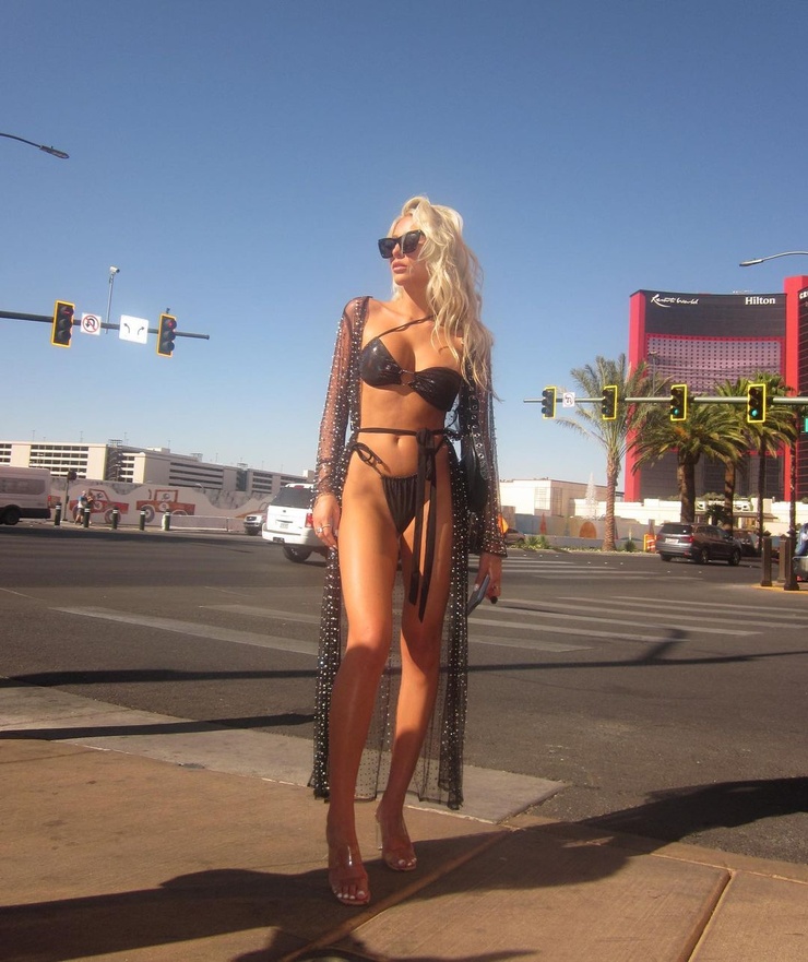 Alix Ashley