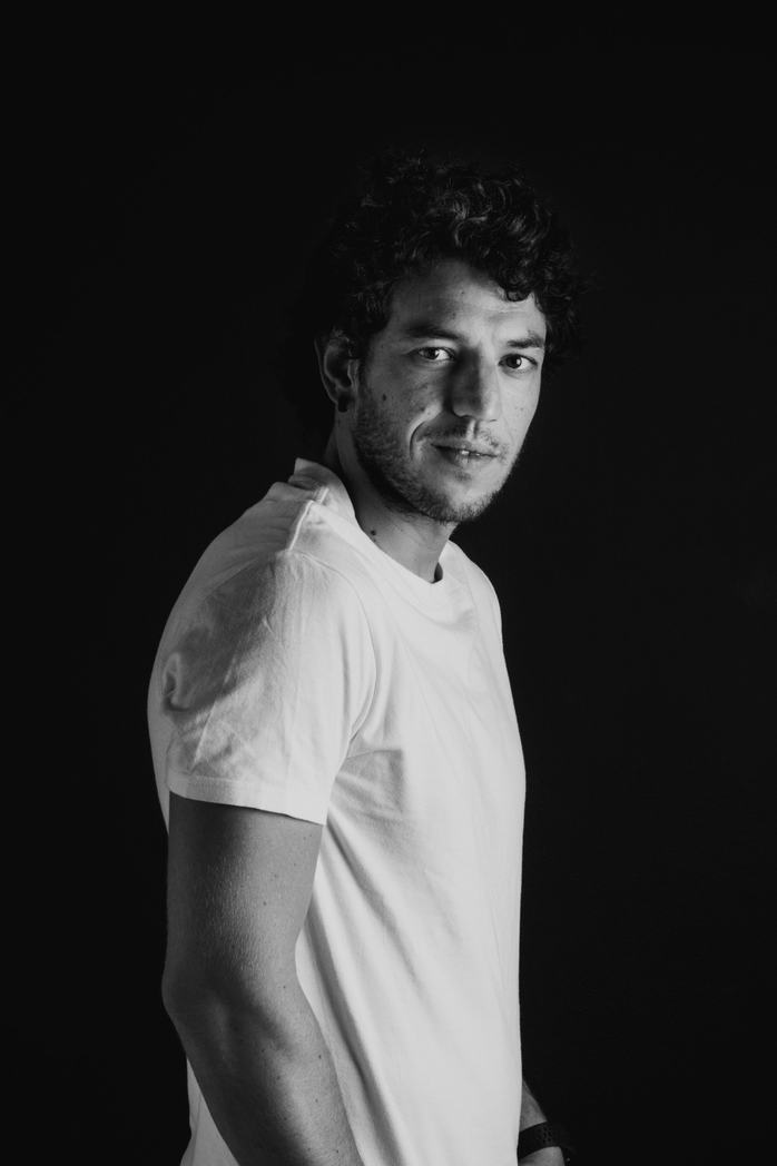 Jon Olivares