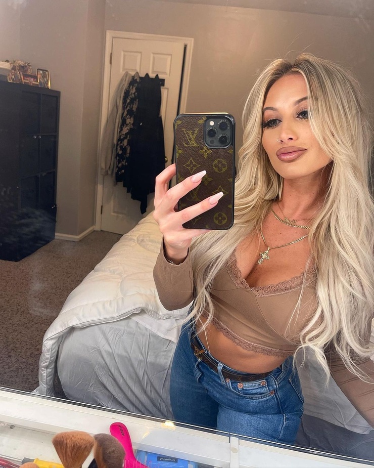 Picture of Leah Kelechava