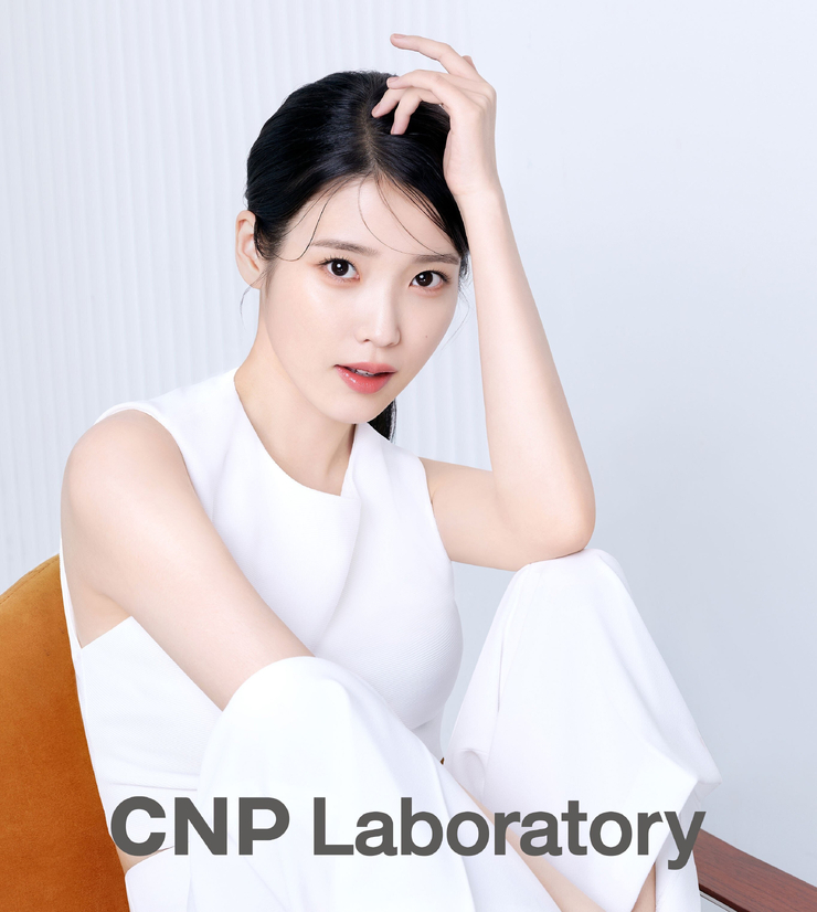 IU