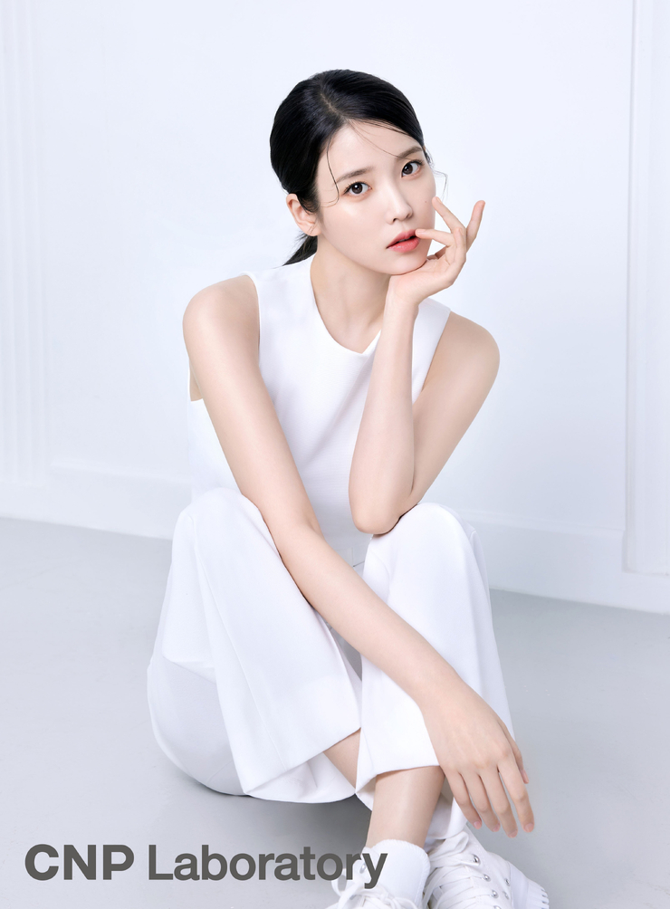 IU
