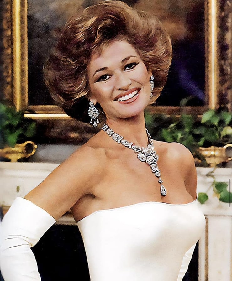 Picture Of Stephanie Beacham