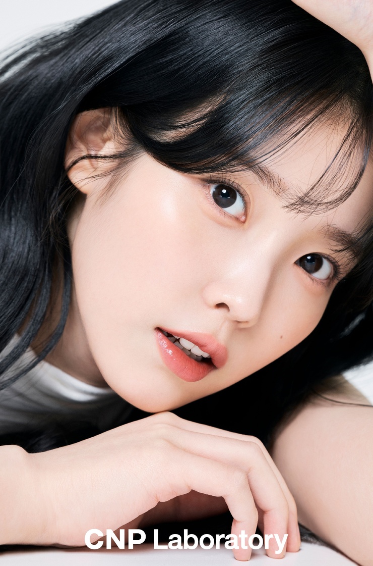 IU