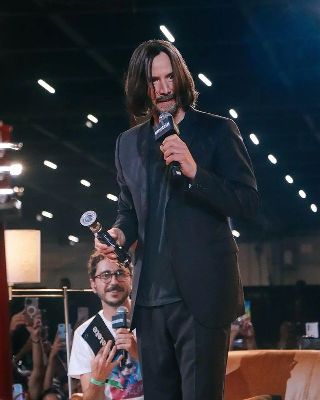 Keanu Reeves