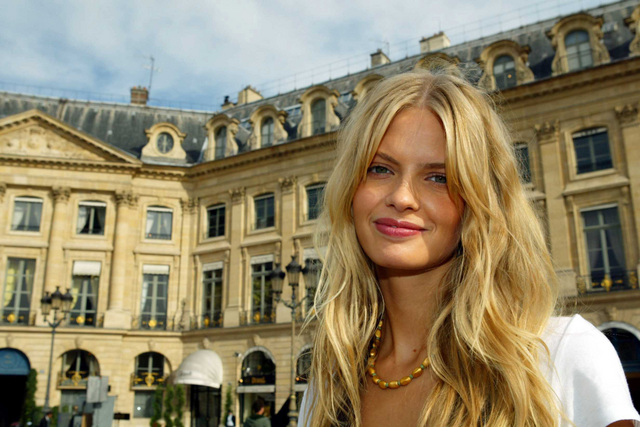 Julia Stegner Julia Stegner