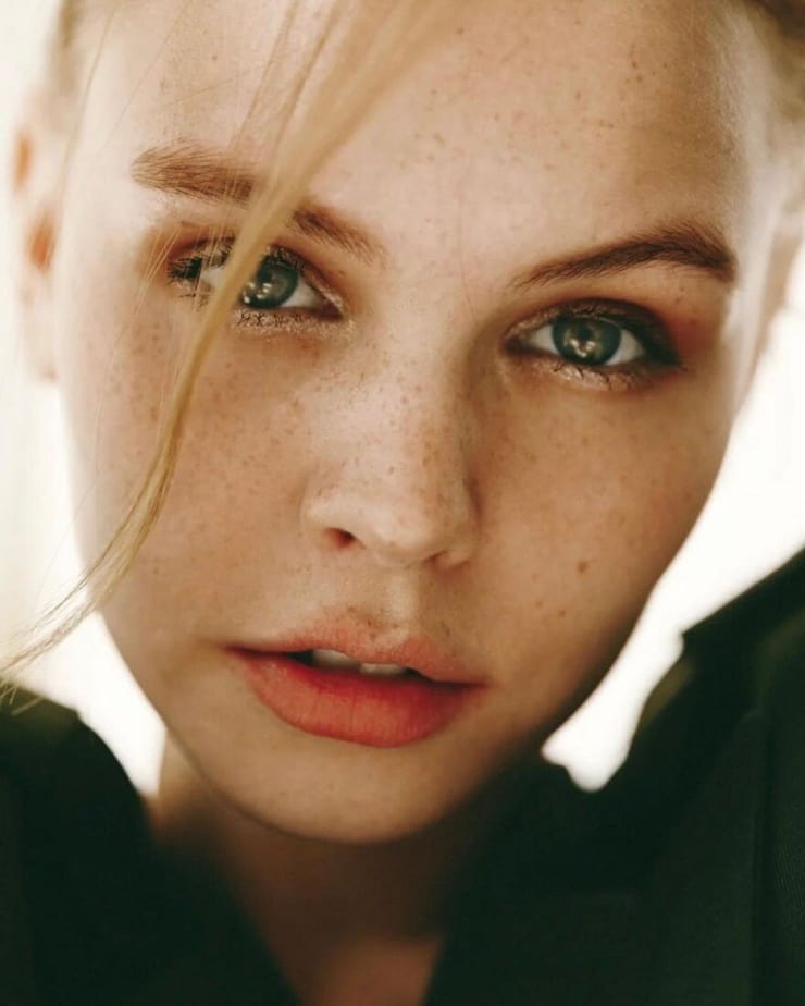 Anastasia Shcheglova Anastasia Shcheglova