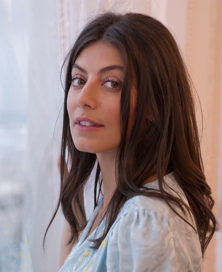 Alessandra Mastronardi Alessandra Mastronardi