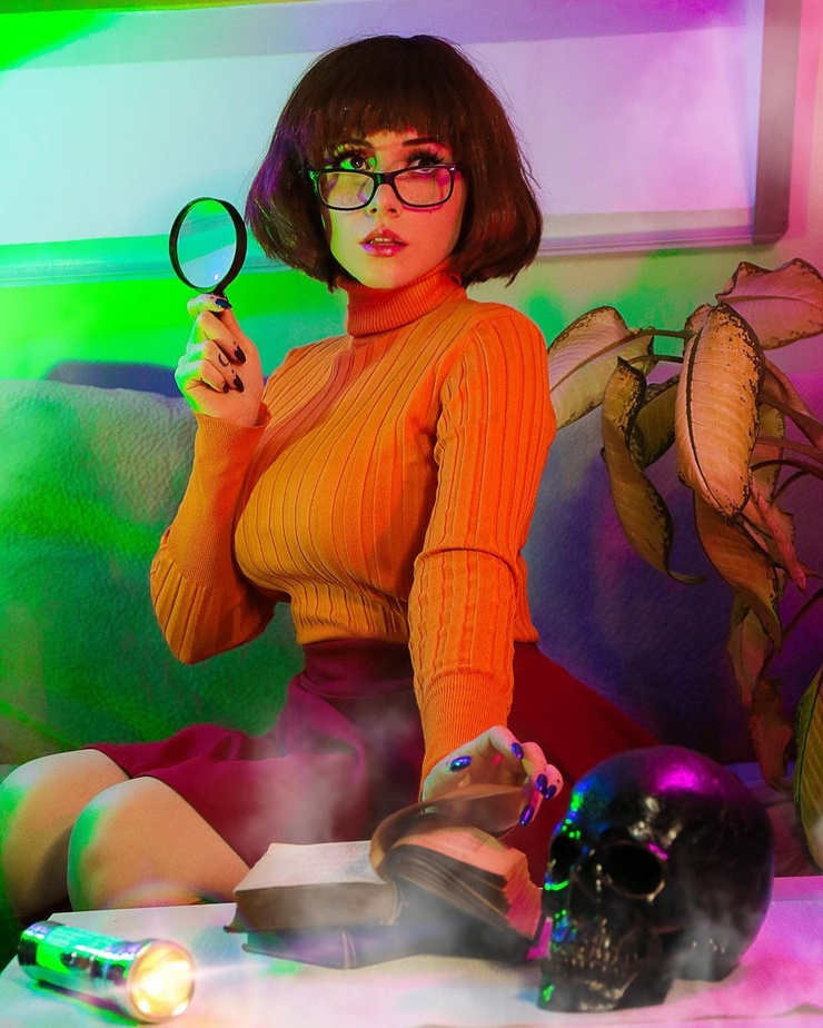 EzySummers Cosplay