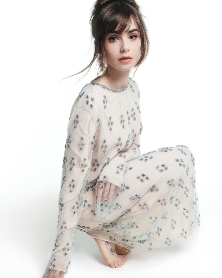 Lily Collins