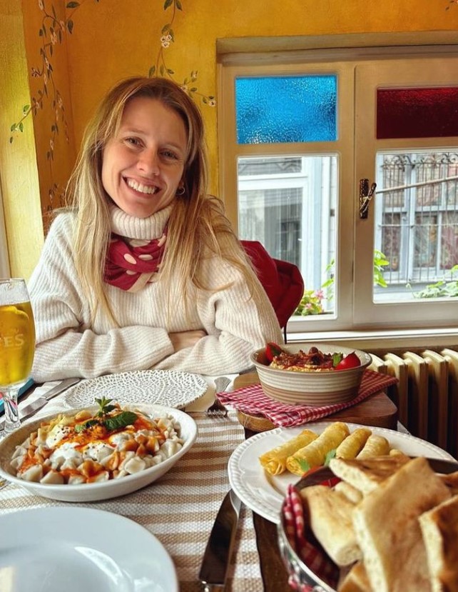 Manuela Vellés