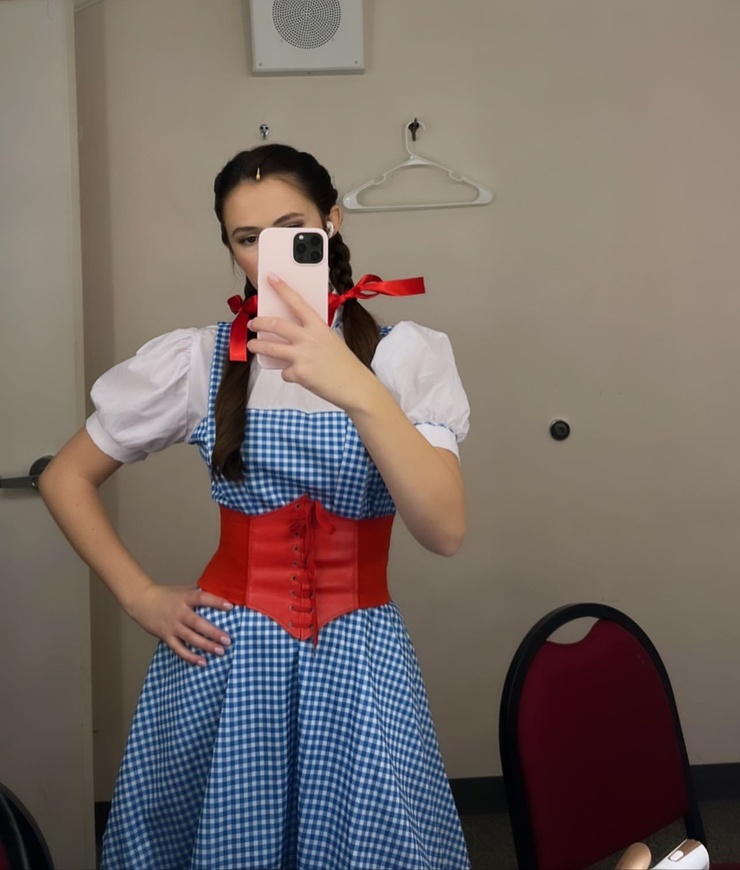 Olivia Sanabia Olivia Sanabia