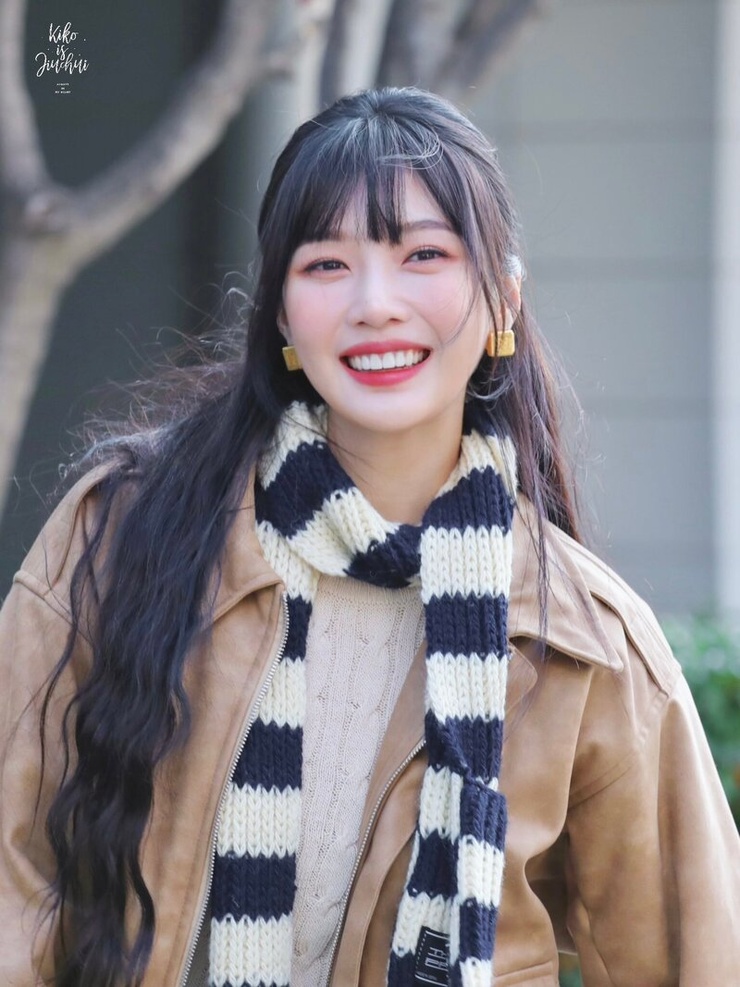 Joy (Park Soo Young)