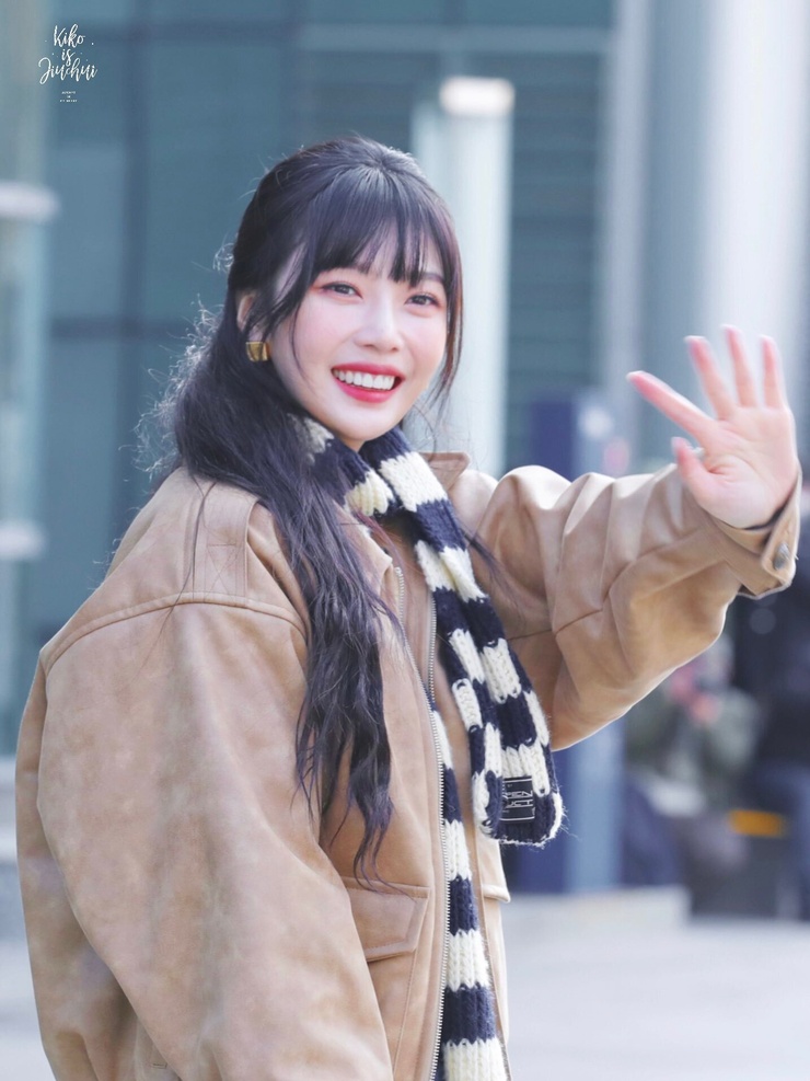 Joy (Park Soo Young)