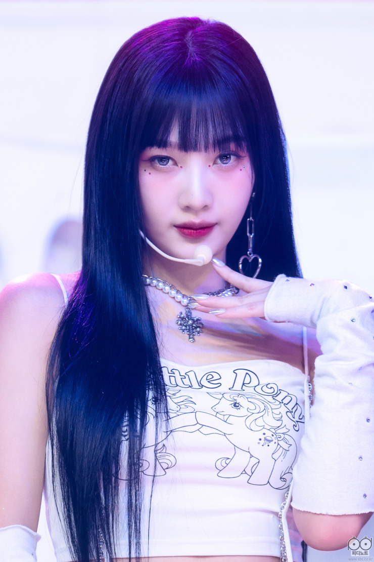 Joy (Park Soo Young)