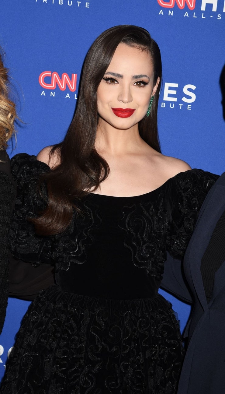 Sofia Carson