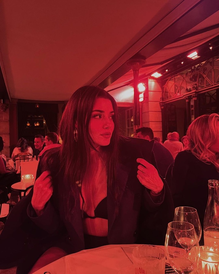 Hande Erçel