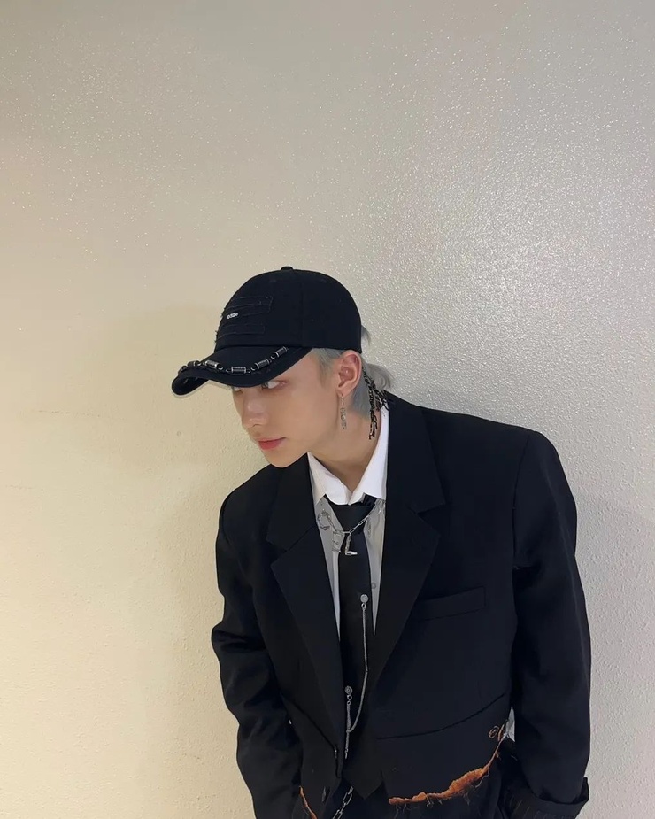 Hyun-Jin Hwang