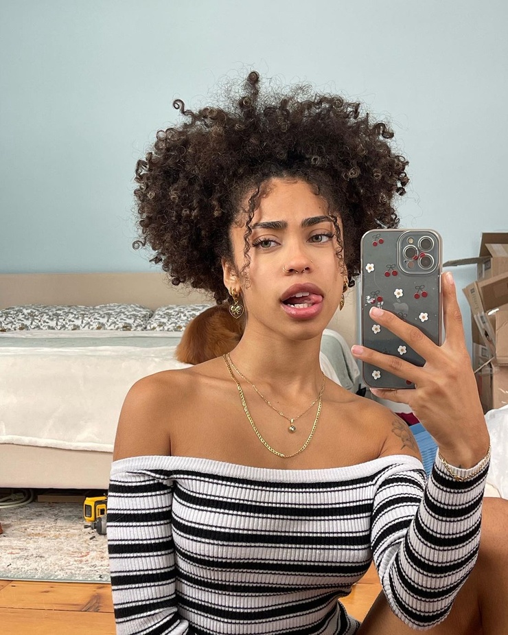 Picture of https://popularbio/venus-marquez/