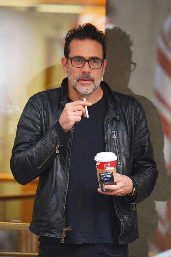 Jeffrey Dean Morgan