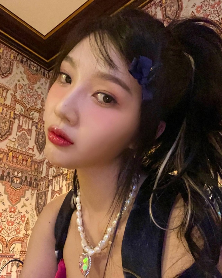 Joy (Park Soo Young)