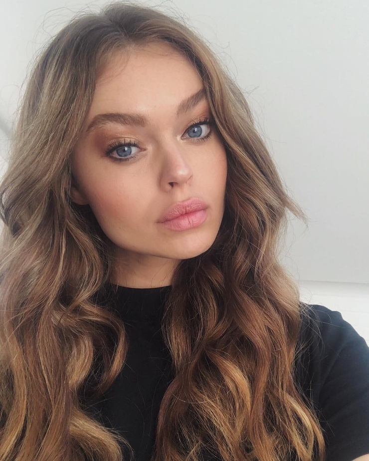 JAMIE DE JONG