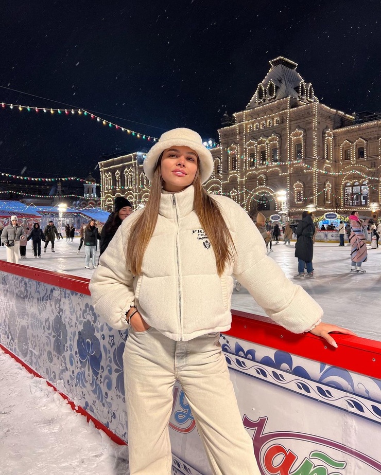 Viki Odintcova Viki Odintcova