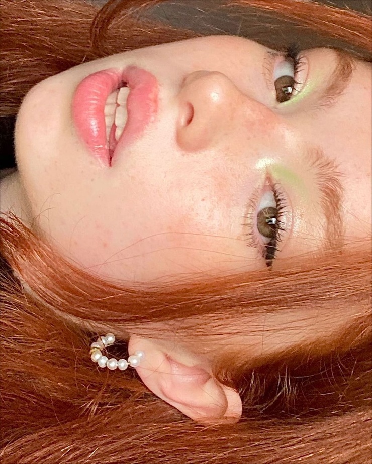 Holly Strach