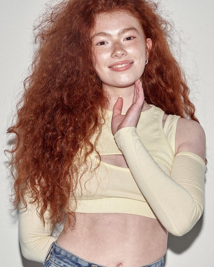 Holly Strach
