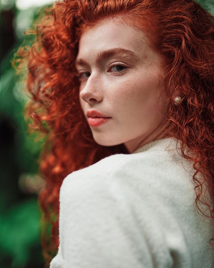 Holly Strach
