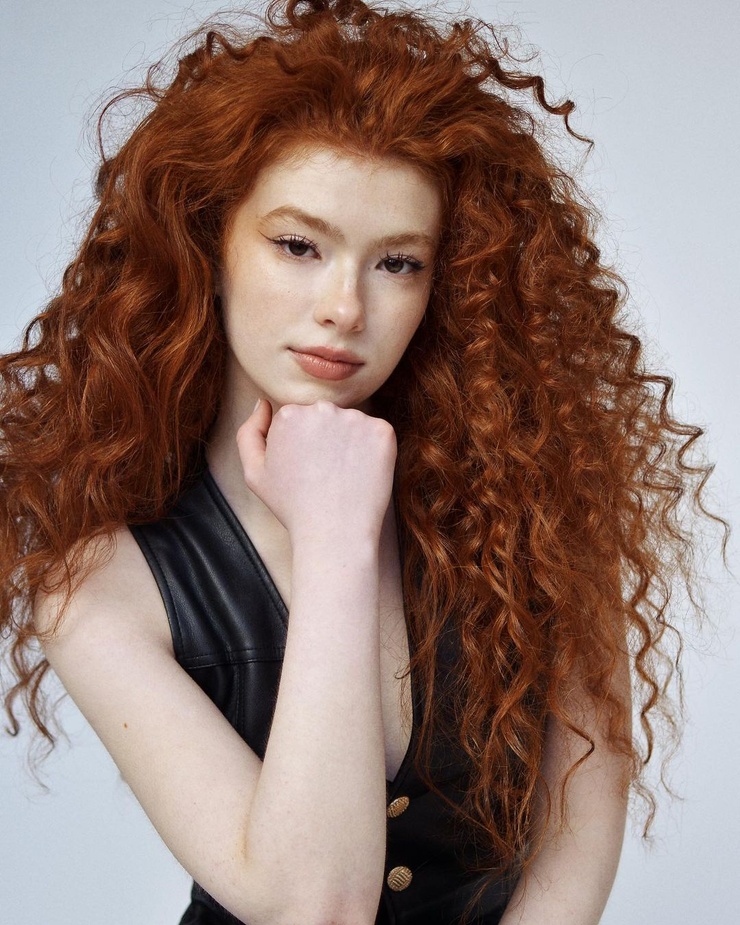 Holly Strach