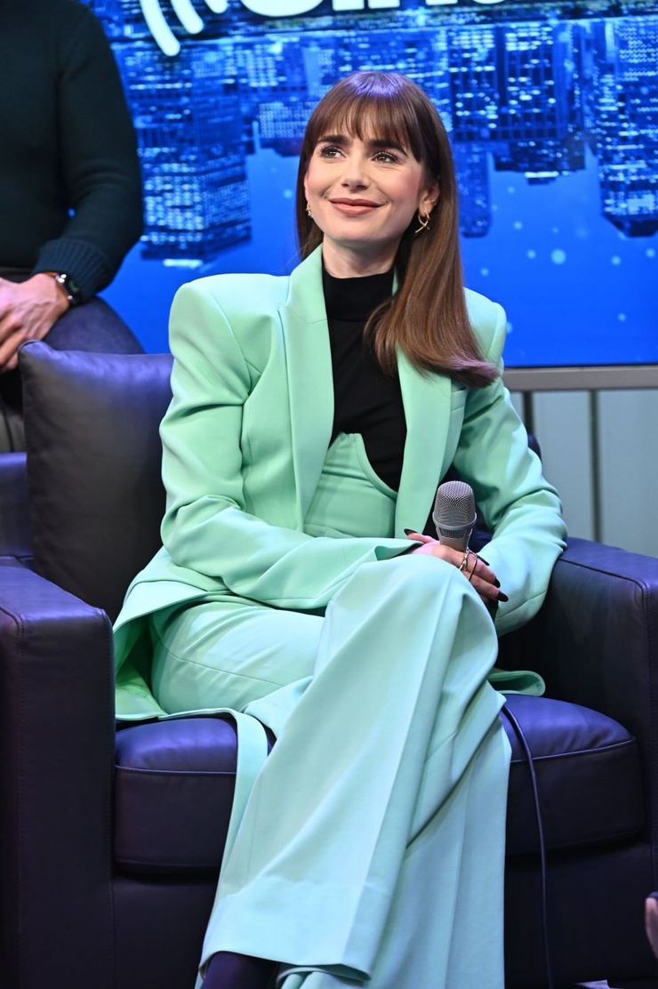 Lily Collins