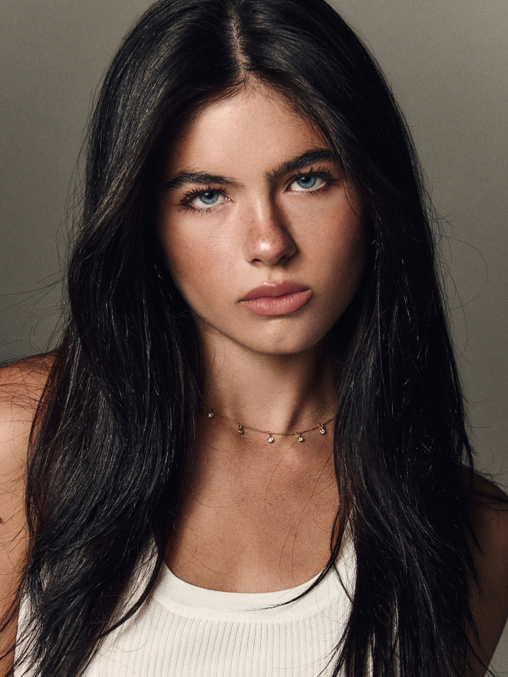 Zoe Sellers Zoe Sellers