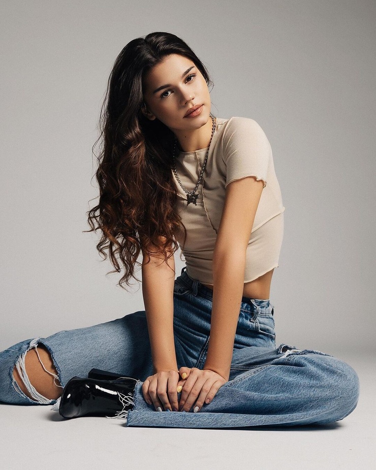 Bella Eftene