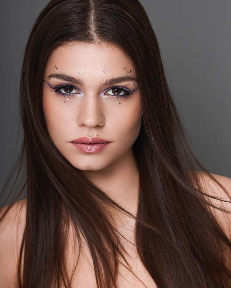 Bella Eftene